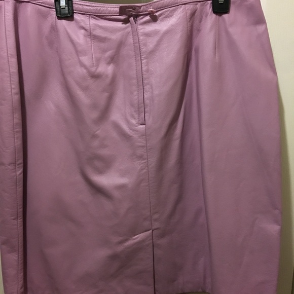 2PC LAVENDER GENUINE LEATHER SKIRT SUIT - Picture 4 of 4